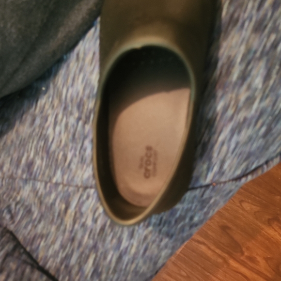 Crocs - Picture 3 of 6